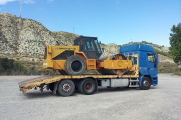 Transporte de Maquinaria Ligera, Pesada y Vehículos